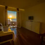 Charme E Chic Apartment *
