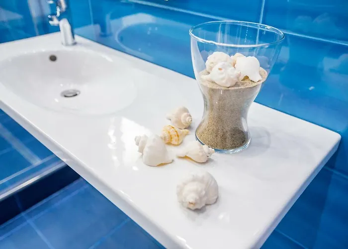 Charme E Chic تْشيفالو